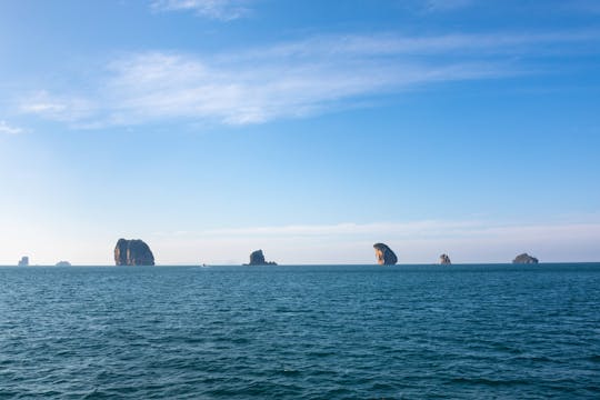 Pikaveneretki Phi Phi -saarille