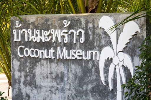 Ko Samui Temple & Coconut Factory Tour