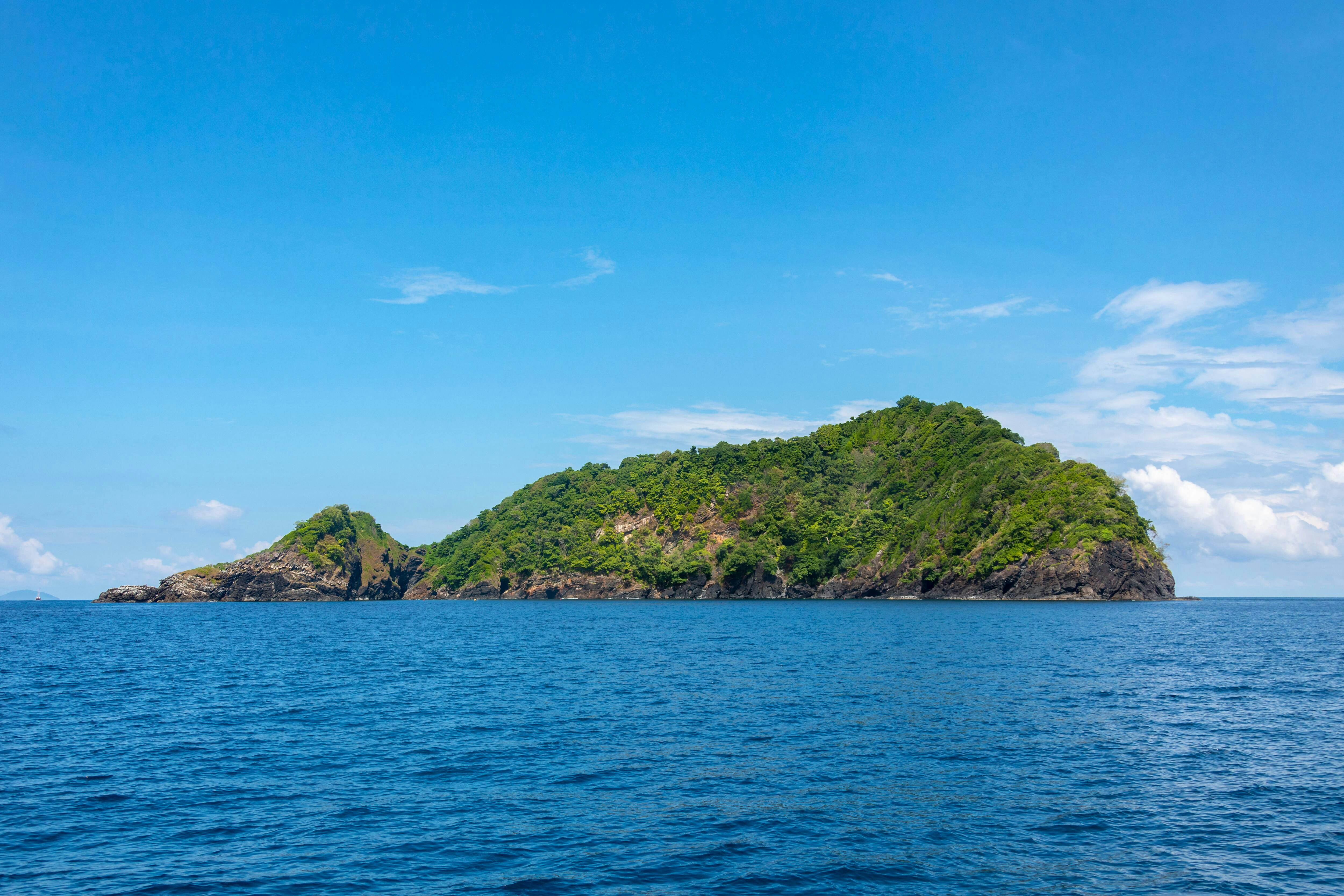 Similan Islands Tour by Speedboat from Khao Lak