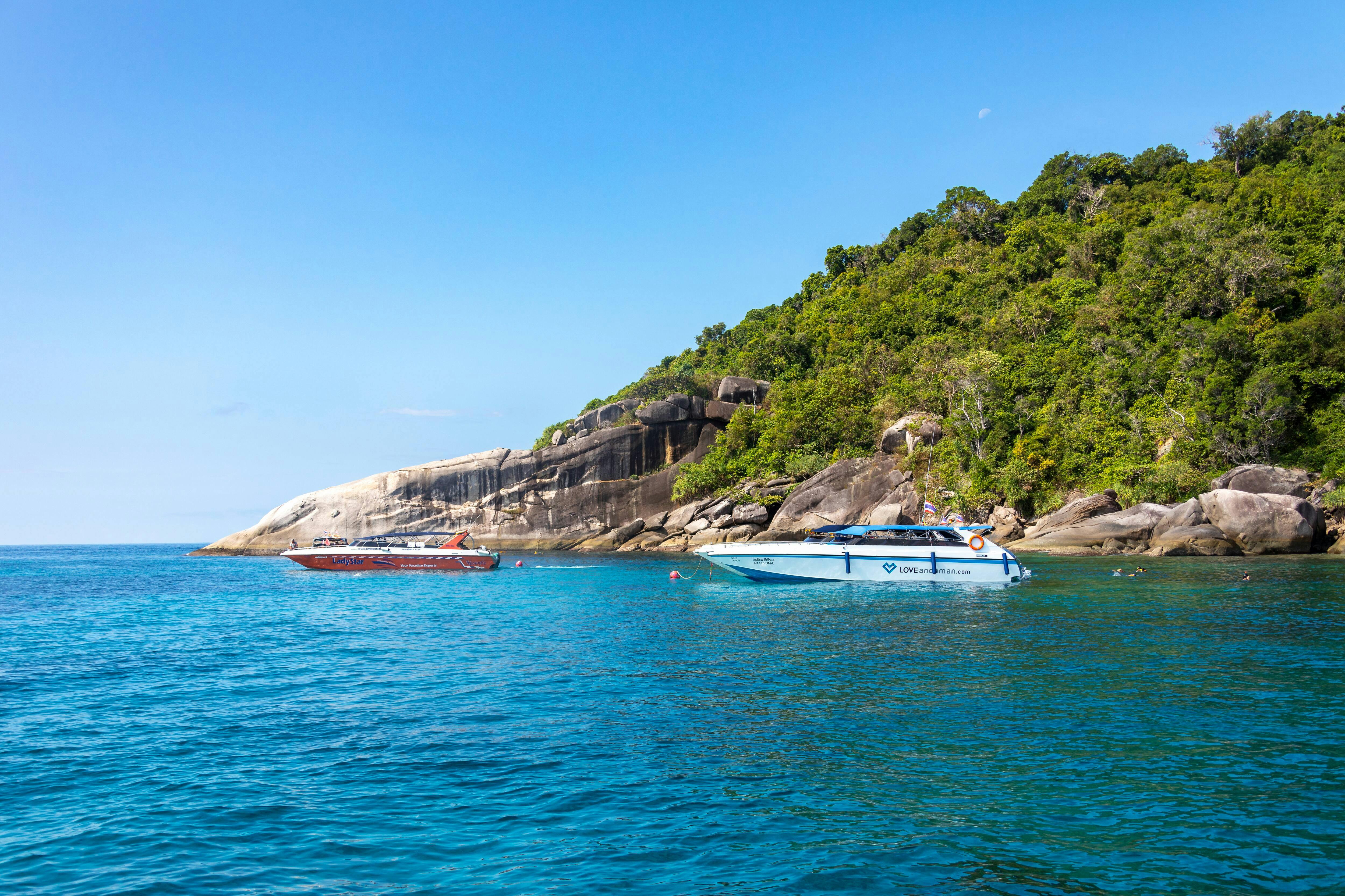 Similan Islands Tour by Speedboat from Khao Lak