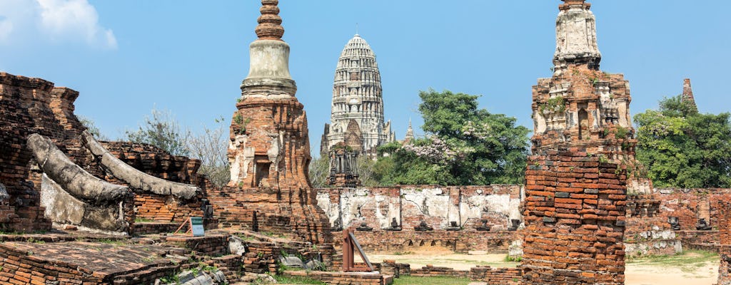 Highlights of Ayutthaya by Thanatharee