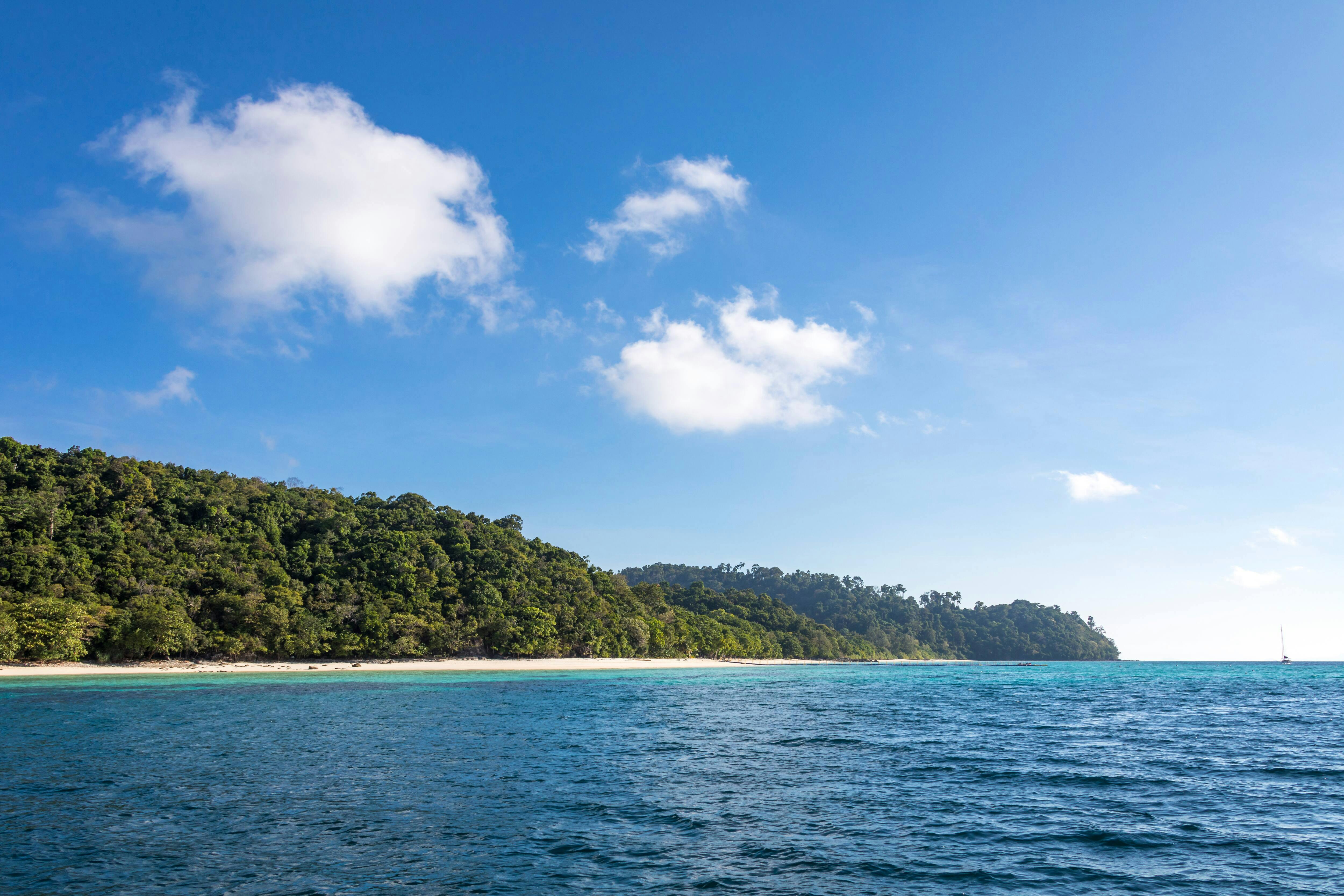 Koh Rok ja Koh Haa – snorklausretki pikaveneellä