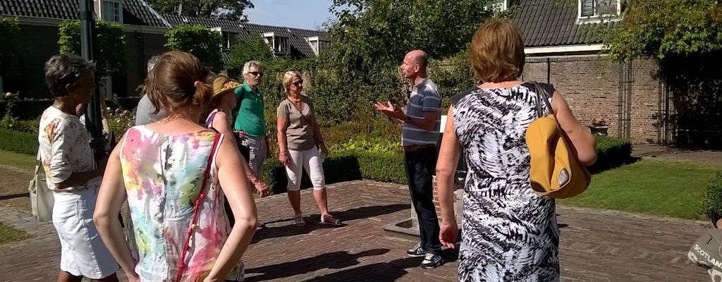 Walking tour of Delft - the city of orange and blue