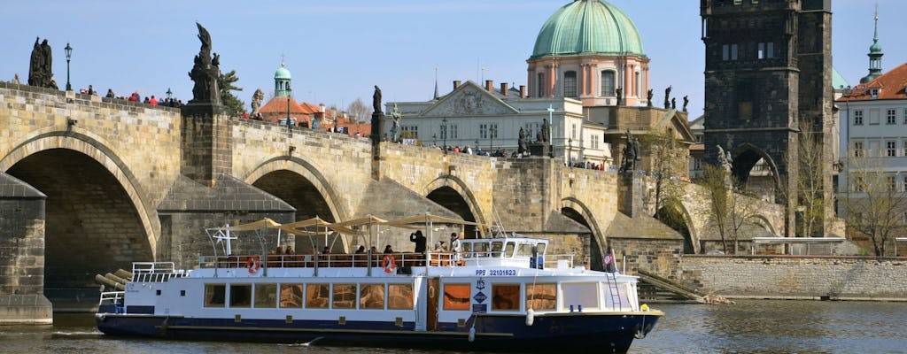 Prague historic city center tour with boat trip