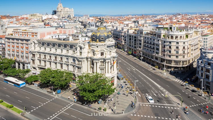 Madrid audio guide with TravelMate app