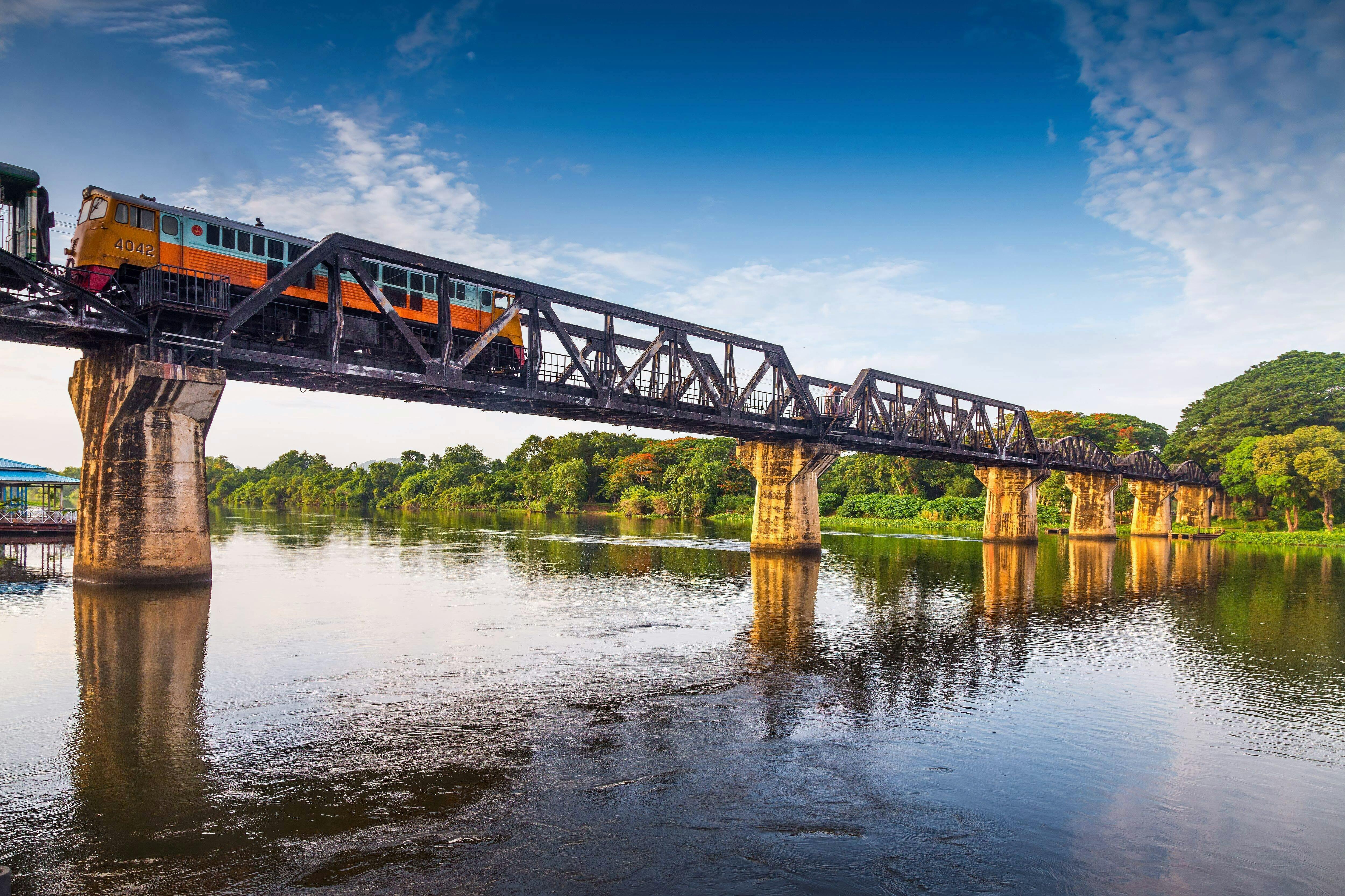 Floating Market & River Kwai Tour