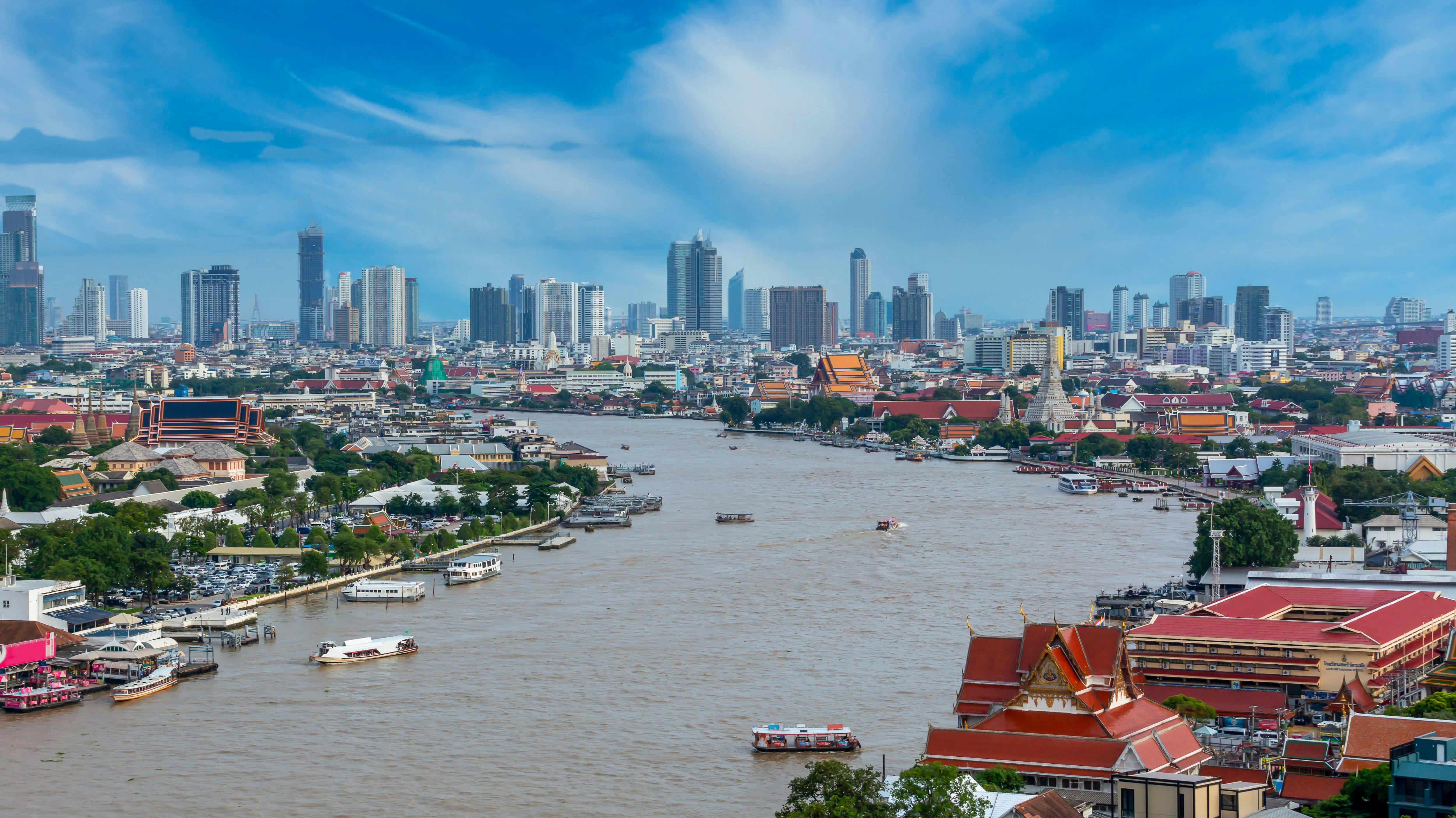 Bangkok City Tour with Shopping from Hua Hin