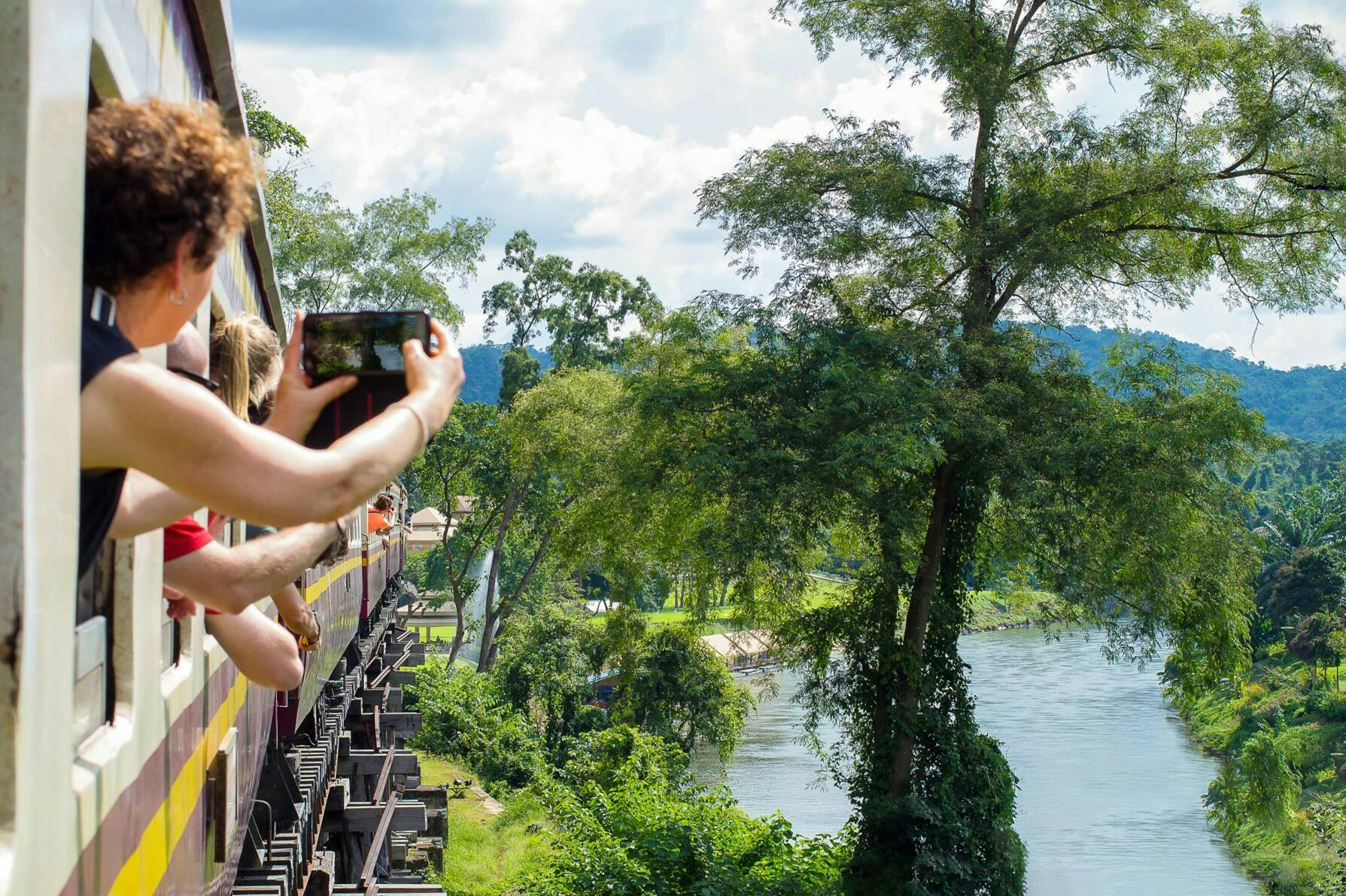 Brug over de Kwai Trip vanaf Pranburi