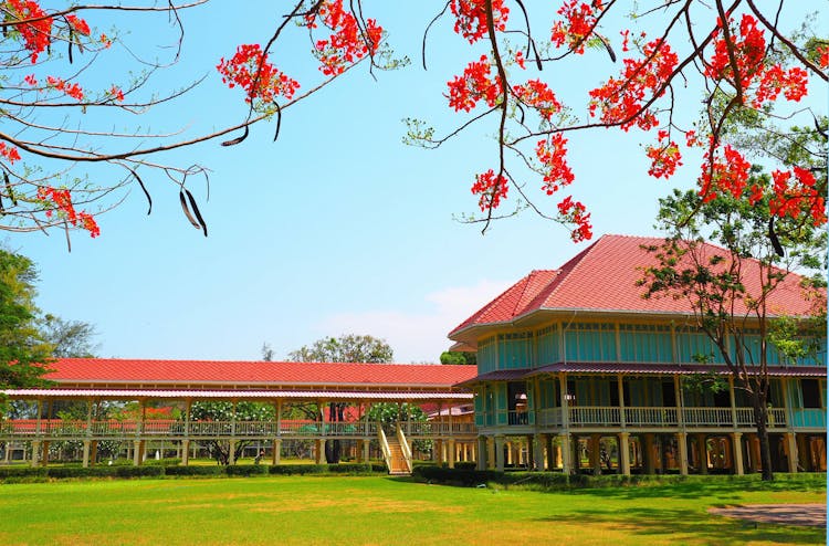 Phetchaburi Summer Palace from Pranburi