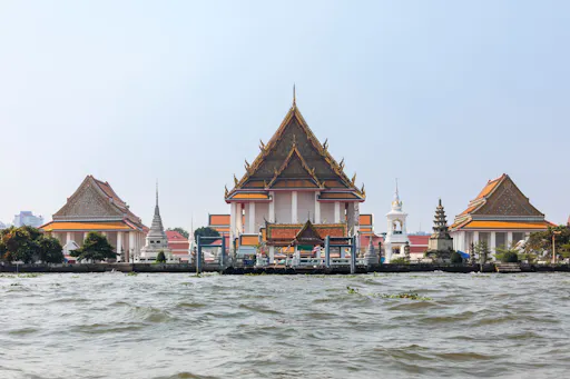 Bangkok City Tour with Shopping from Hua Hin