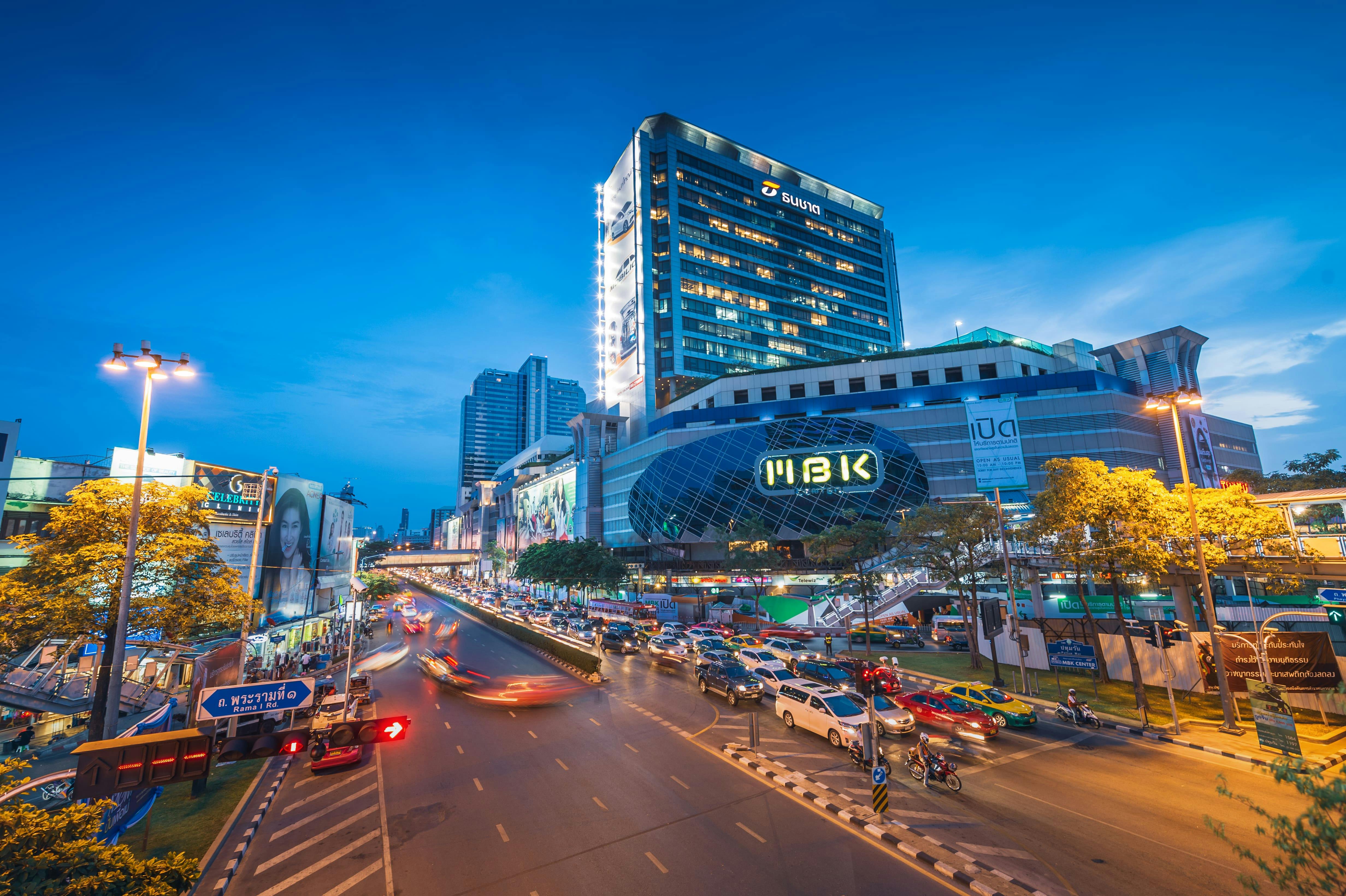 Bangkok City Tour with Shopping from Hua Hin