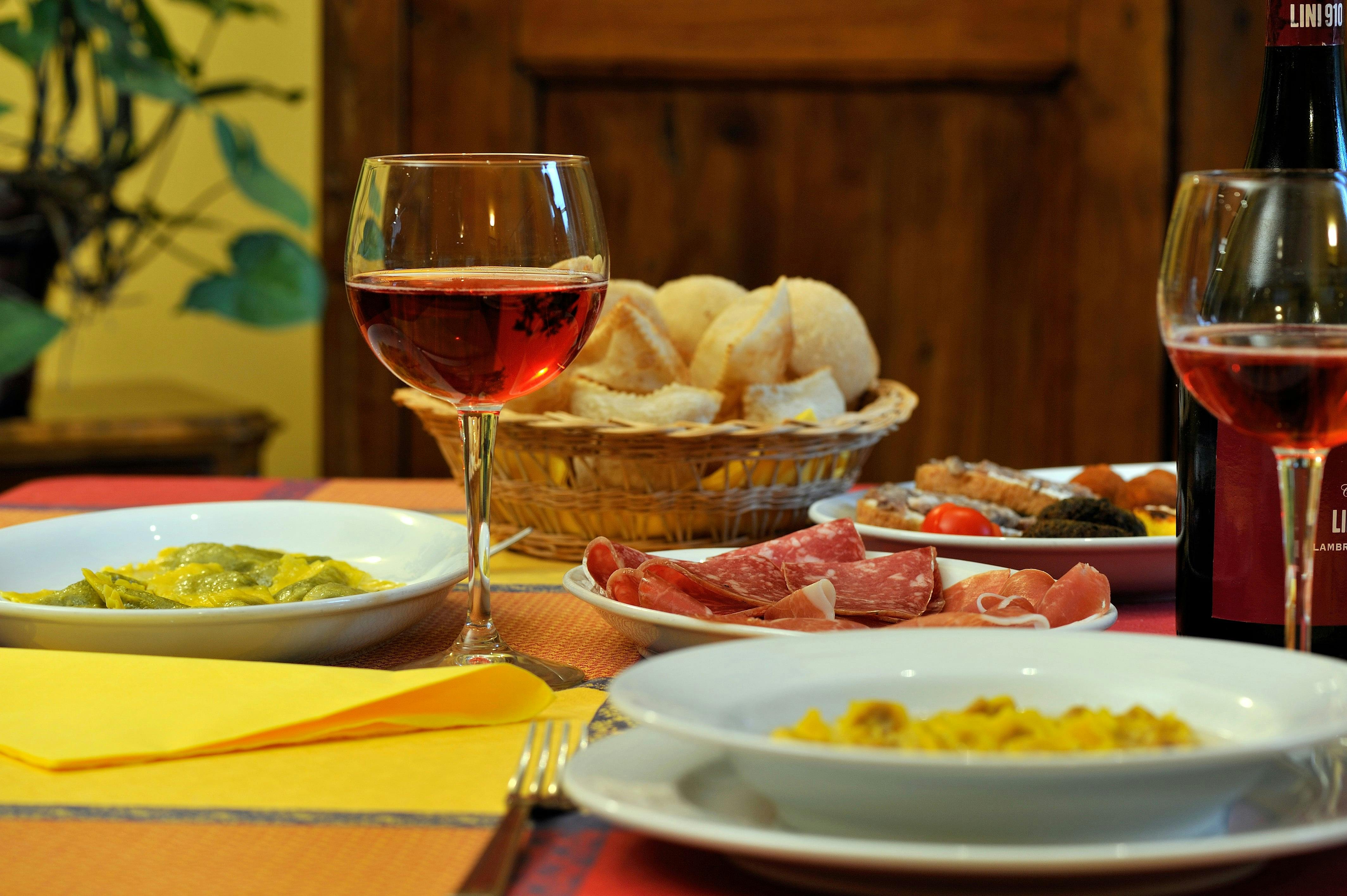Traditional food tour in Parma Italy