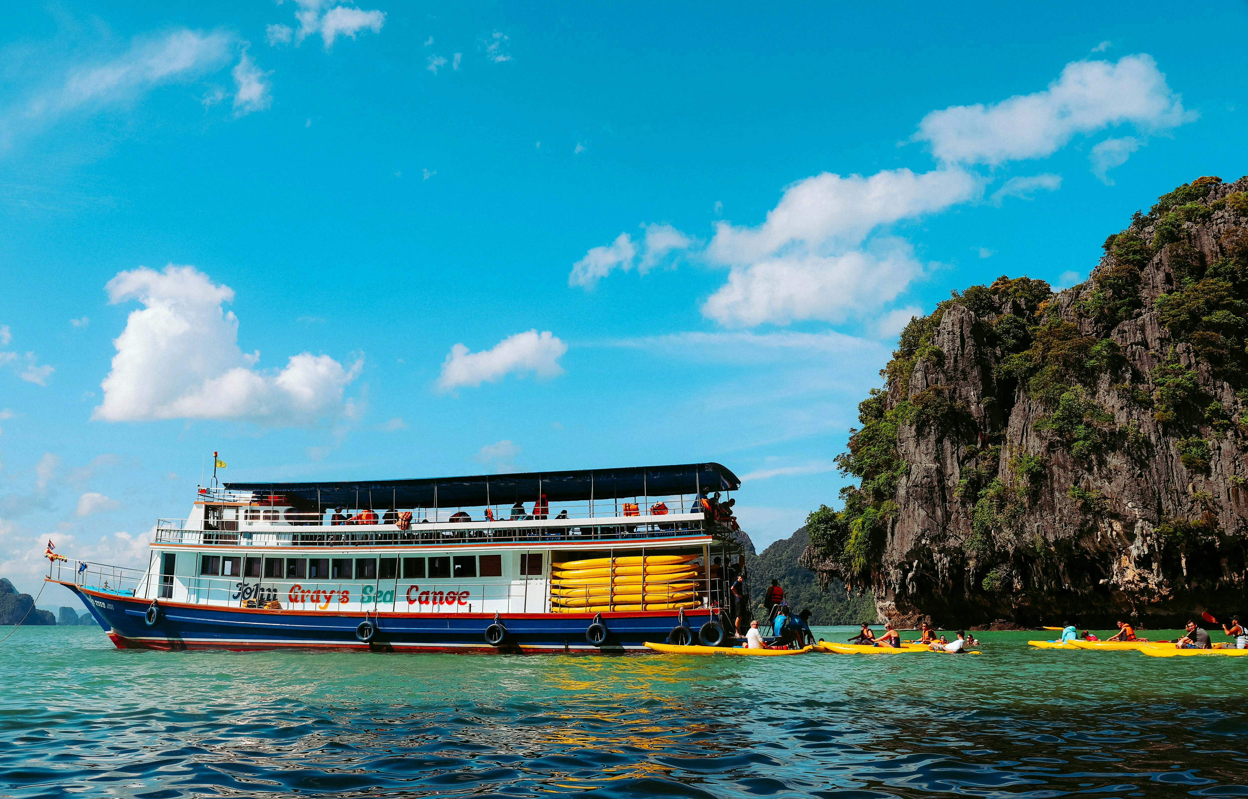 John Gray's Ko Hong Kayaking by Starlight