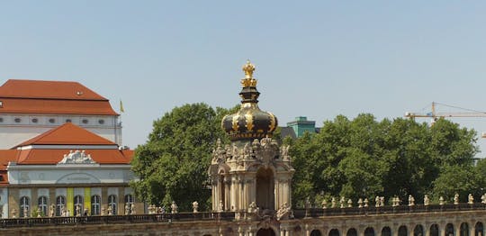 Raduno cittadino a misura di bambino a Dresda "La corona del re in pericolo"