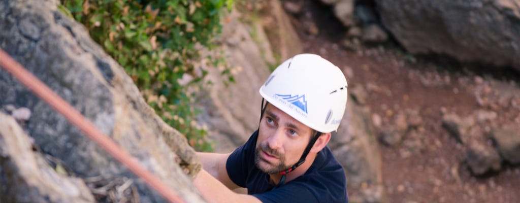 Guided climbing experience in Arrábida Natural Park