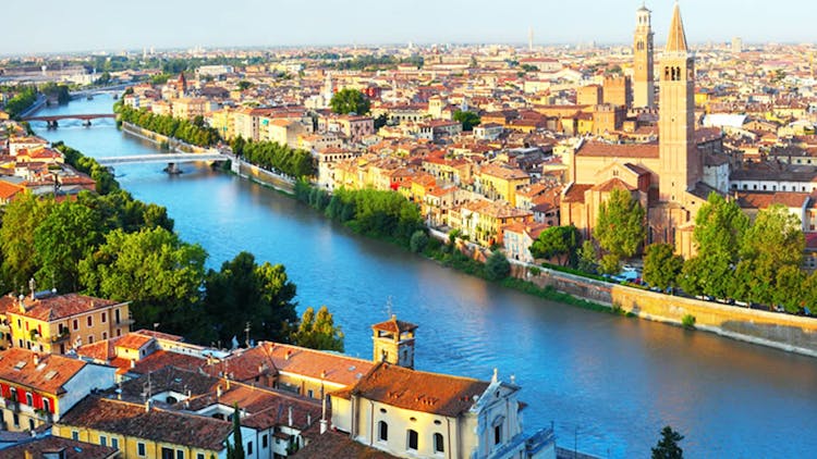 Verona audio guide with TravelMate app