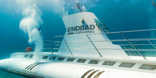 Tour en submarino Sindbad con transporte de ida y vuelta en Hurghada.