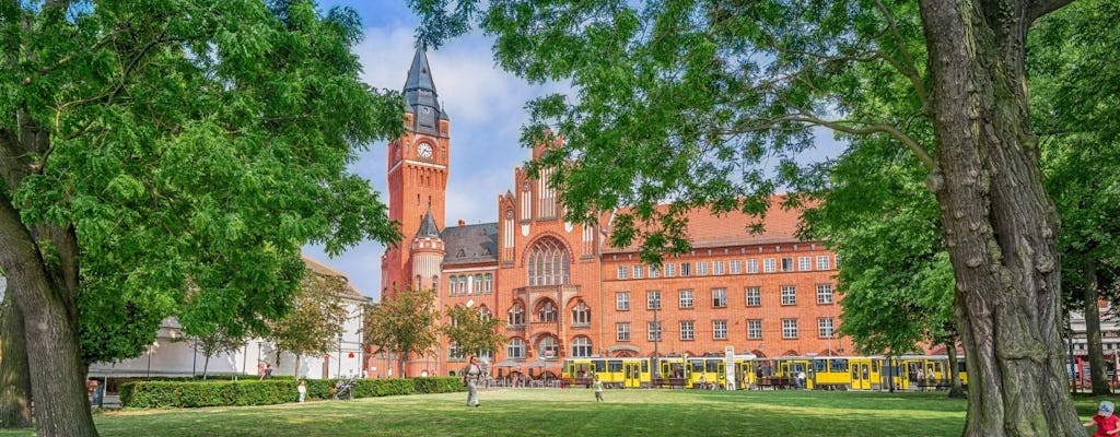 Stadsbijeenkomst in Berlijn "De kapitein van Koepenick"