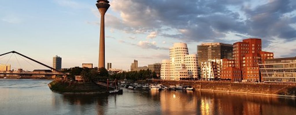 Rallye aventure à Düsseldorf "Vol dans le port des médias"