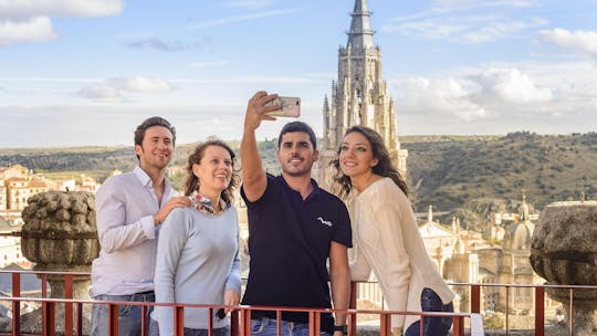 Tour di un'intera giornata di Segovia, Ávila e Toledo da Madrid
