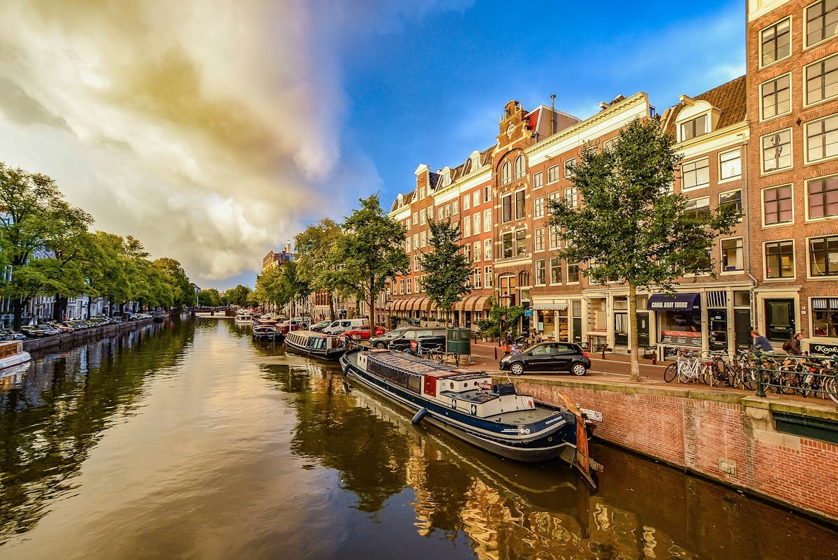 Gedeelde tour langs de 'Glorie van Holland' en Amsterdam vanuit Brussel