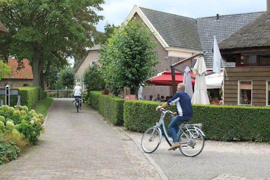 Excursão de bicicleta para grupos pequenos em Delft e arredores