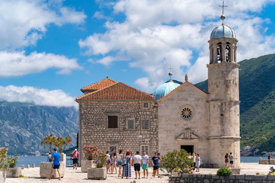 Our Lady of the Rocks-eilandje en speedboottocht door Kotor Bay