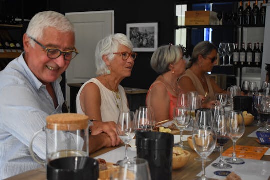 Full-day tasting workshop and wine tour