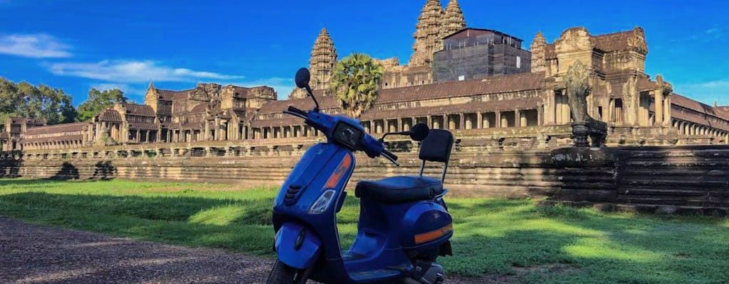 Temple d'Angkor par l'aventure Vespa