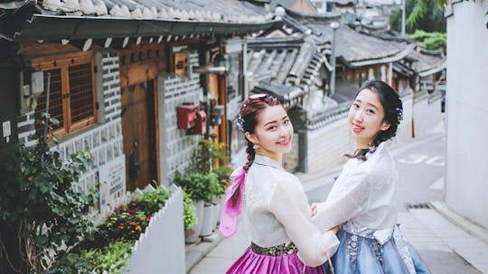 Esperienza di noleggio di Gyeongbokgung Palace Hanbok