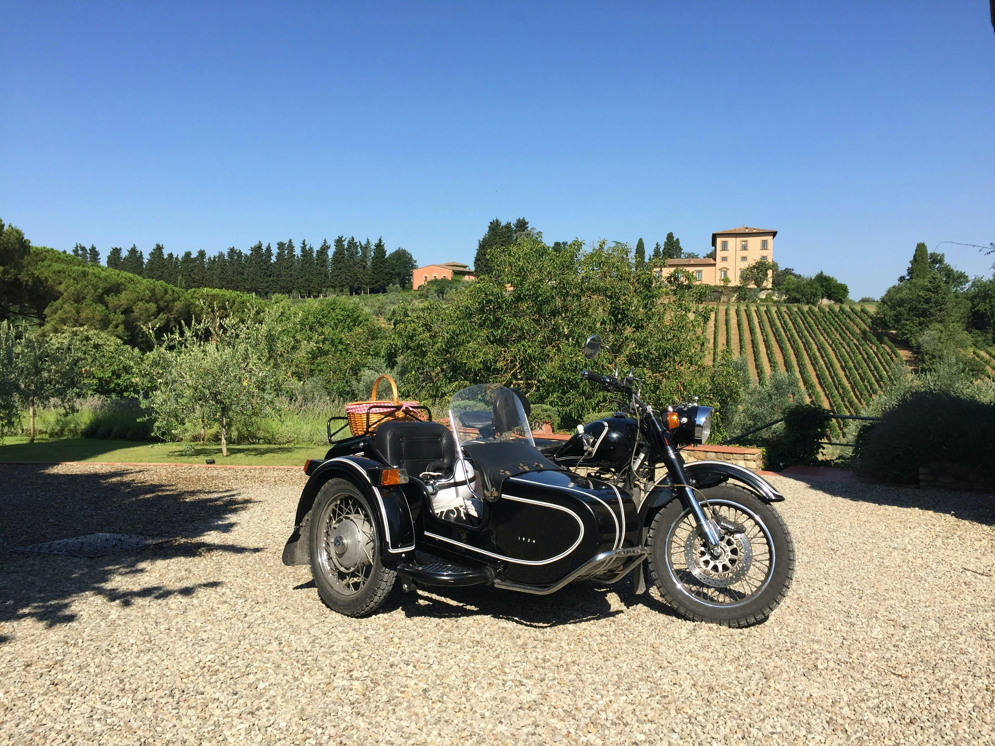 Chianti sidecar tour with wine tasting and lunch