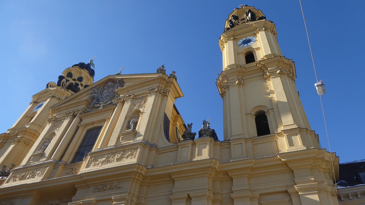 2022012561efaec25253e.JPG