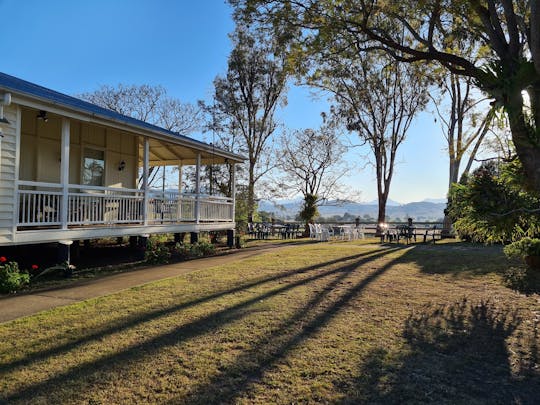 Excursão de dia inteiro e experiência gastronômica pela deslumbrante Scenic Rim