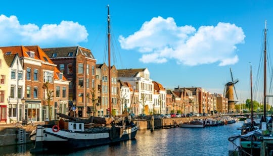 Tour a piedi per famiglie a Rotterdam con una guida