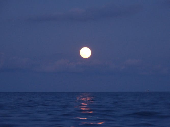 Full moon sailing excursion from Barcelona