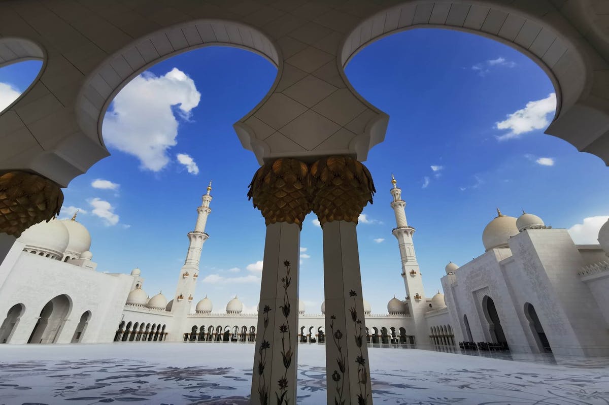 Abu Dhabi stadstour met lunch vanuit Dubai