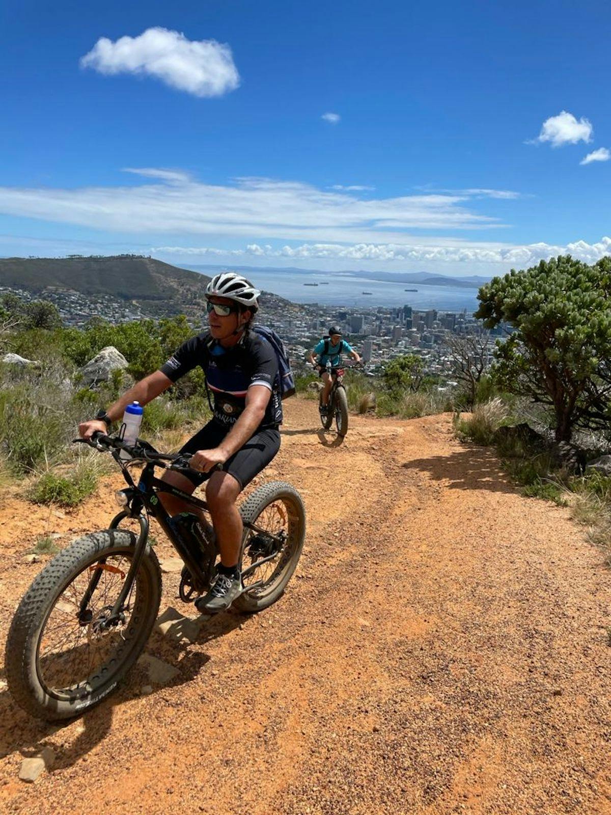 Passeio de bicicleta elétrica pela Península do Cabo saindo da Cidade do Cabo