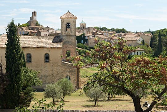 Excursión de medio día a los pueblos de Luberon y fábrica de aceite de oliva desde Aix-en-Provence
