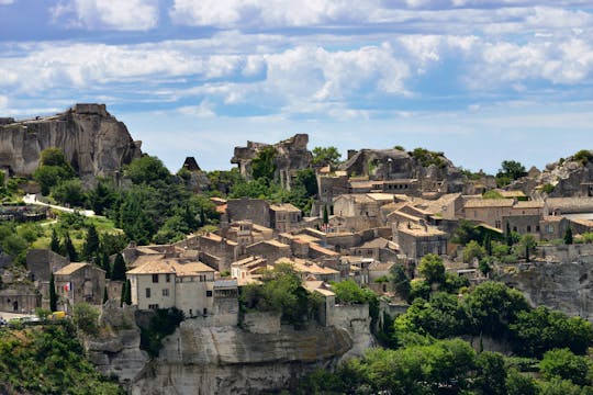 Visita guidata di Les Baux, le Carrières de Lumières e degustazione di vini
