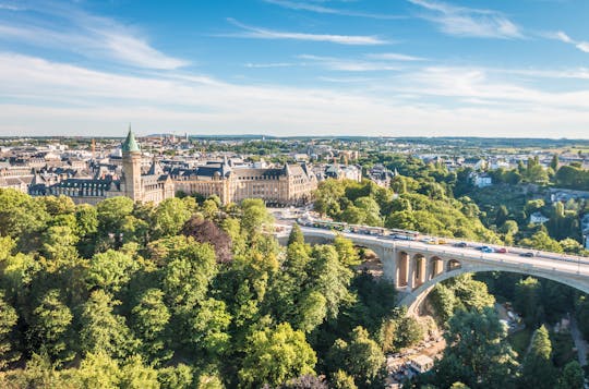 Tour familiar a pie por Luxemburgo