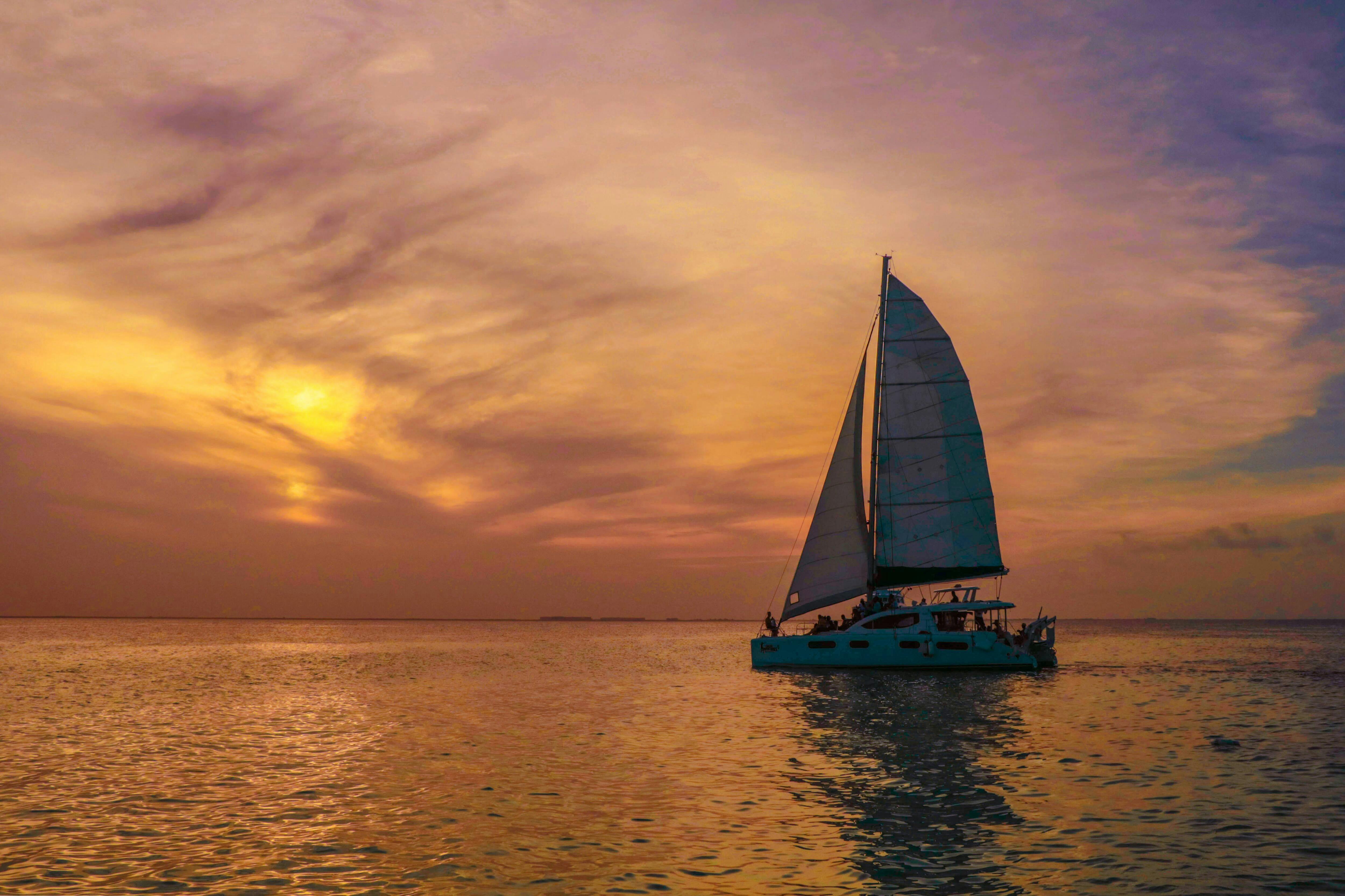 Luxury Sunset Sailing Cancun