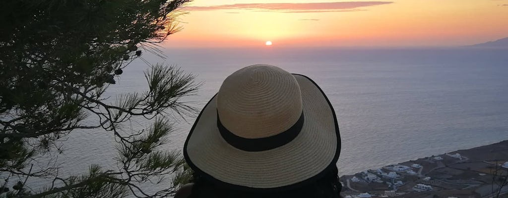 Tour privado al amanecer en Santorini