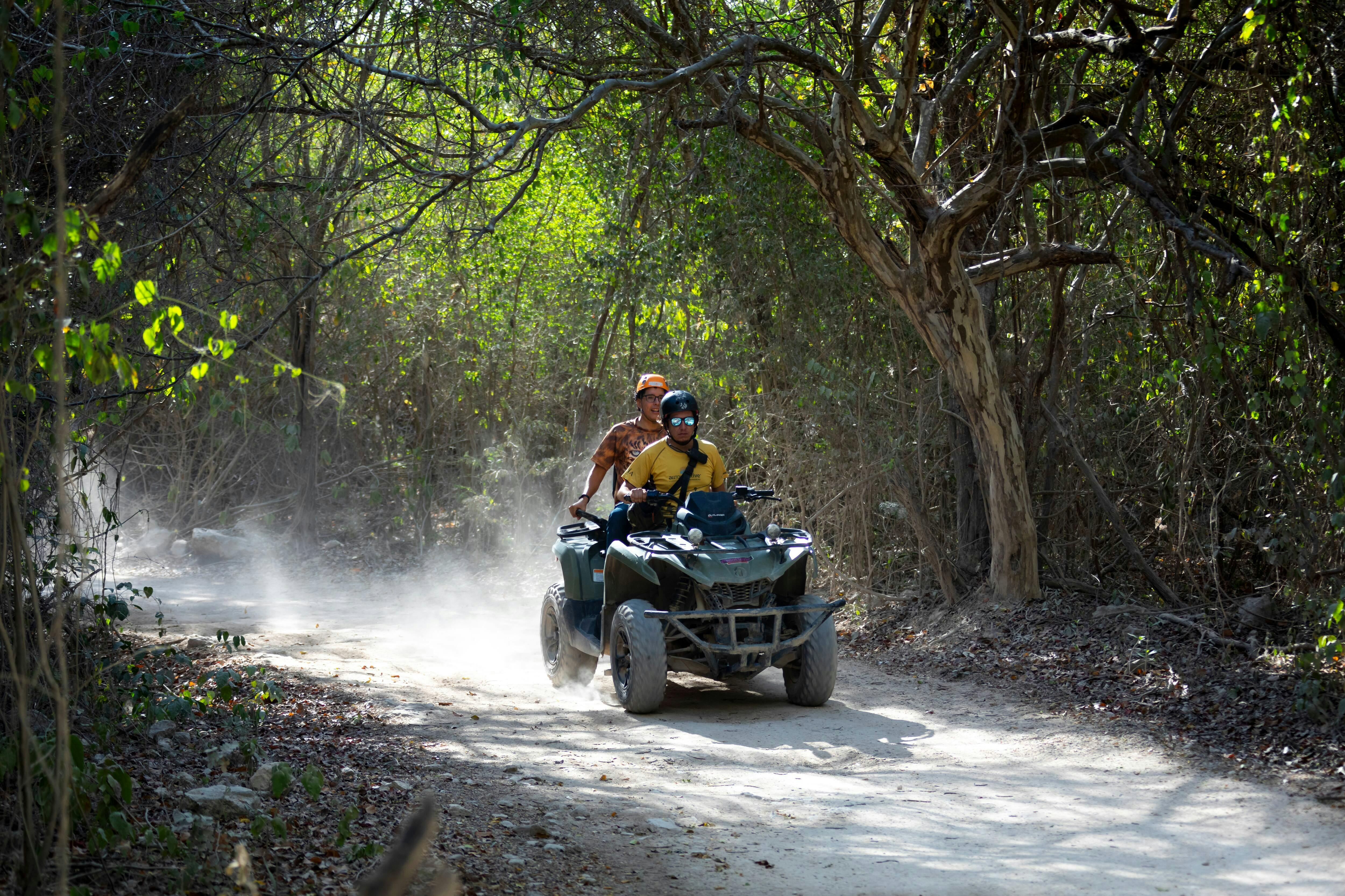 Tour to Emotions Native Park Playa del Carmen