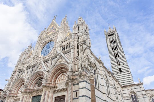 Opa Si Pass: acceso al complejo de la catedral de Siena