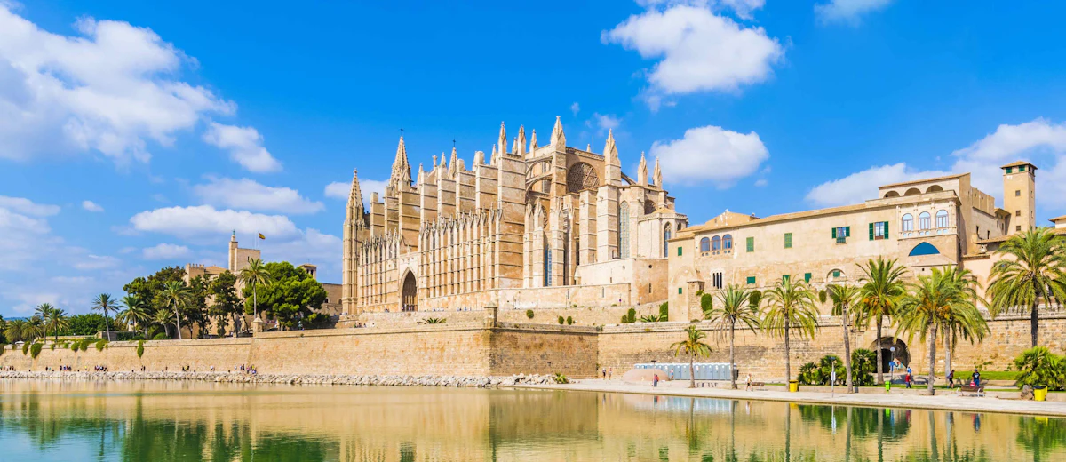 Palma Cathedral La Seu on the waterfront in Palma de Mallorca, Majorca