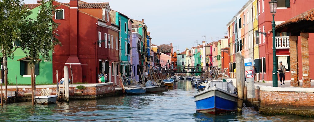Murano Glasbläserei und Burano Spitzenherstellung  Kleingruppentour in Venedig per Privatboot