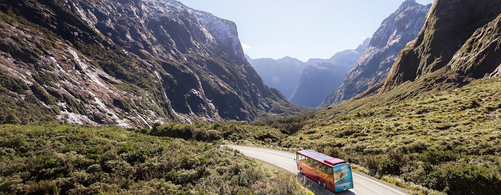 Milford Sound sightseeing tour and cruise from Queenstown