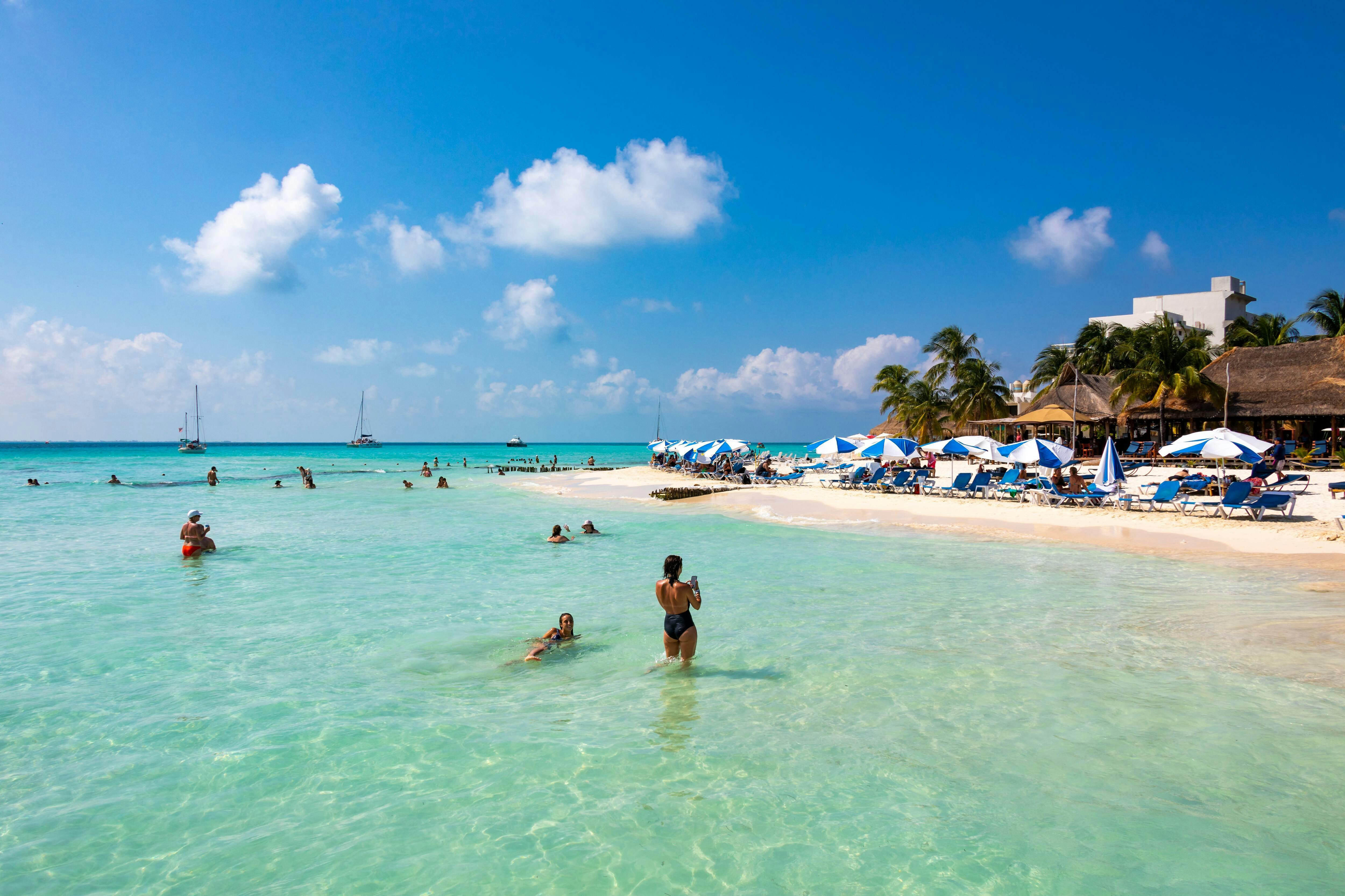 Isla Mujeres Luxury Sailing Cruise