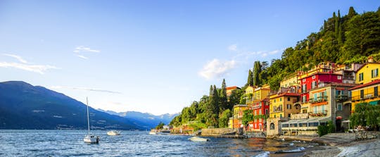 Paseo en barco compartido por el lago de Como