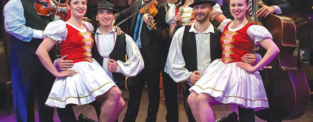 4-Gänge-Dinner-Bootsfahrt mit Operette und Folklore Show